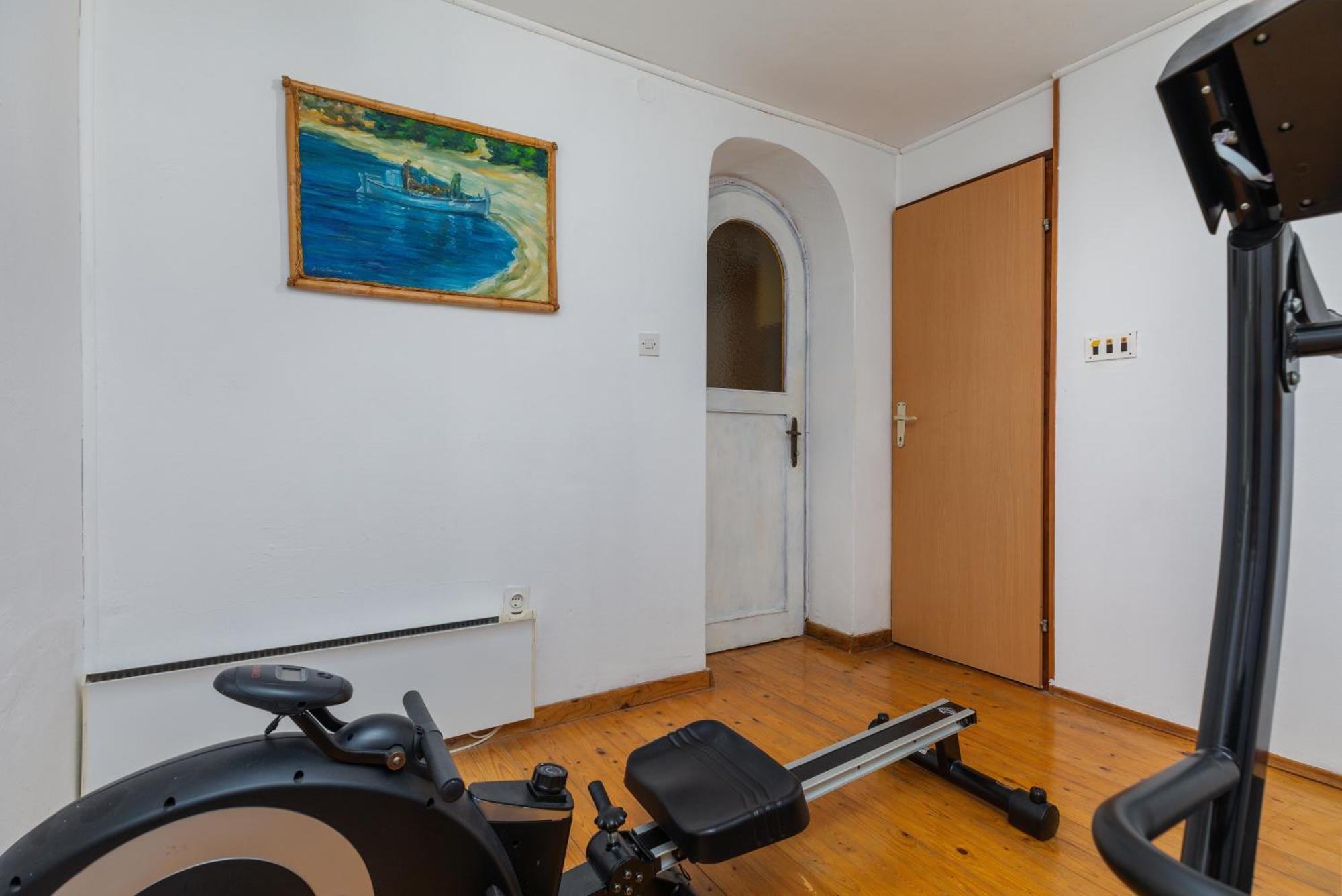 Family Friendly House With A Swimming Pool - 23571 * Makarska